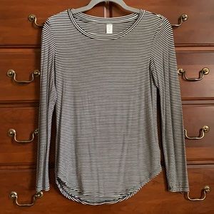 Black and White Striped Long-sleeve